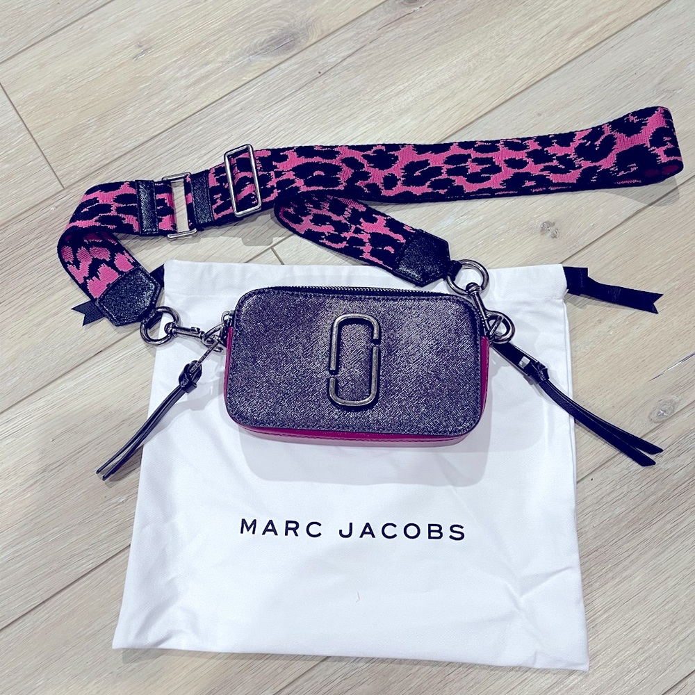 Marc Jacobs Snapshot purse NWOT Eggplant, magenta